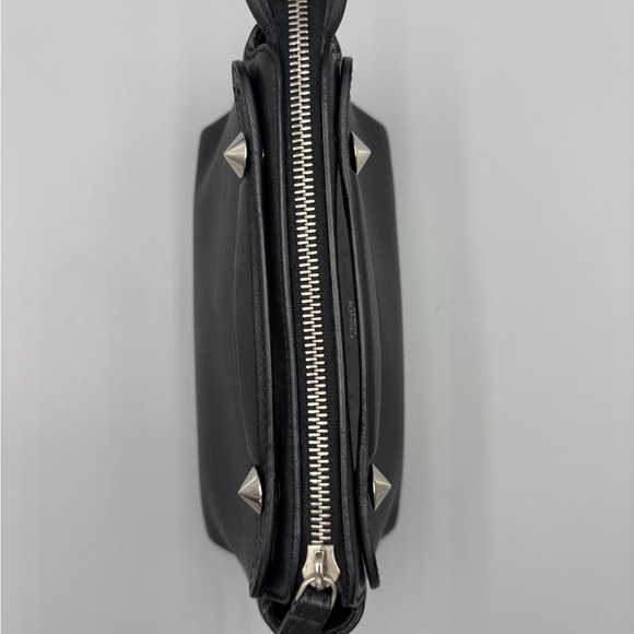 Fendi Black by the way handle or crossbody - Picture 8 of 16